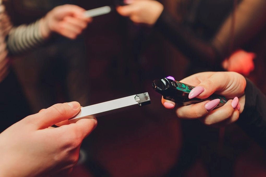 The Complete Guide to Recharging a Disposable Vape: Revealing the Tricks to Extended Pleasure - Kloudz Smoke Shop